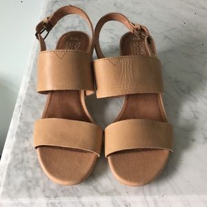 Toms brand new never worn